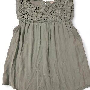 Green Sleeveless Top with Lace Detail